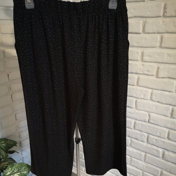 Ricki's Ladies Size Large Wide Leg Pull On Style Capri Length Loose Fit Pants - Picture 2 of 7